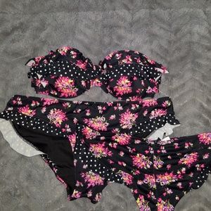 **SOLD***Victoria's Secret 2 piece